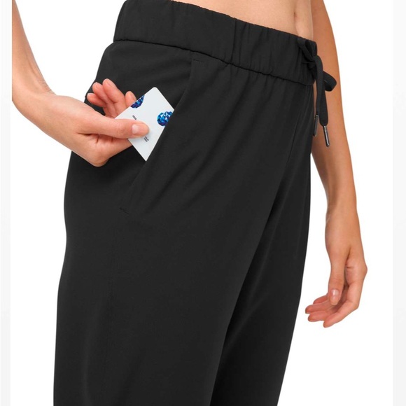 Lululemon on the fly jogger luxtreme black sz 8 - Picture 3 of 9